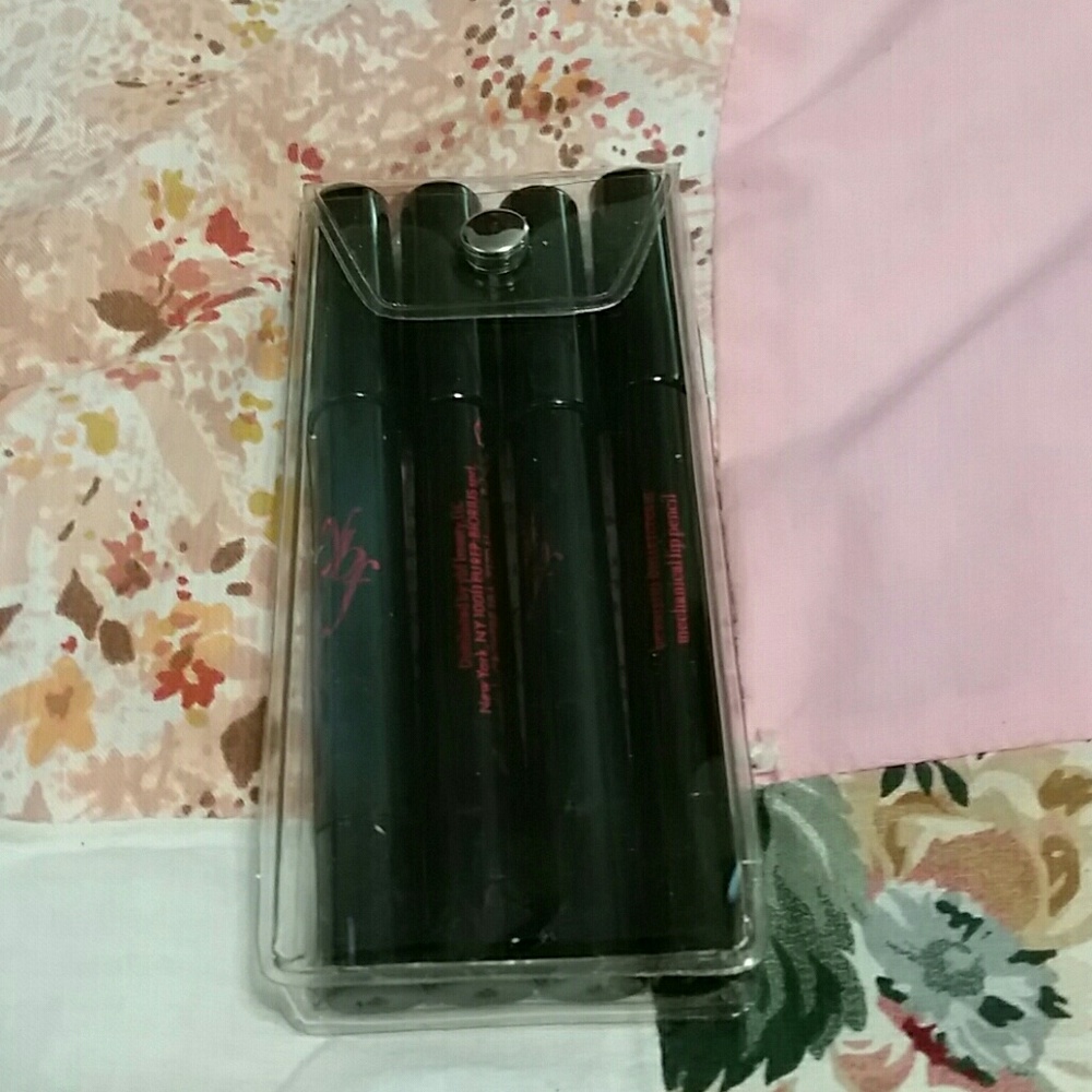 4 pack Lip pencil